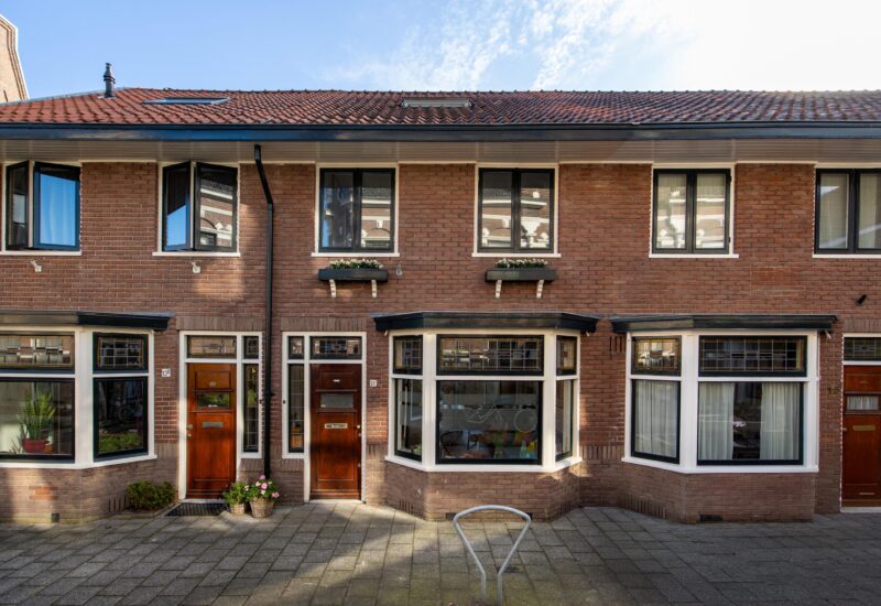 Tussenwoning te koop: Maredijk 13C, Leiden